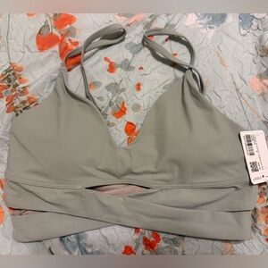 🆕💚 Lululemon Still Now Bra Light Support - Light Sage color